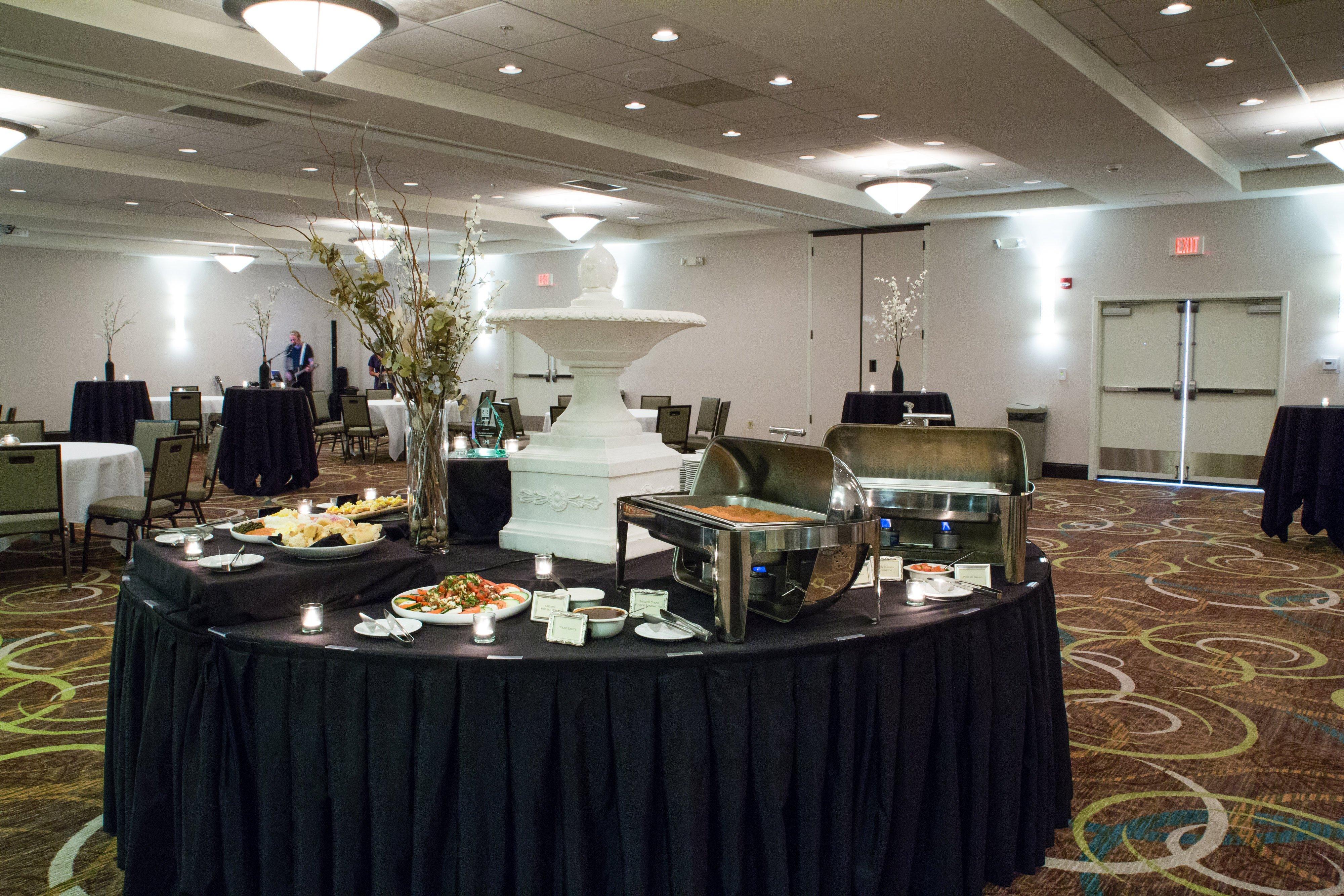 Holiday Inn Hotel & Suites Bloomington Airport By Ihg Exterior foto