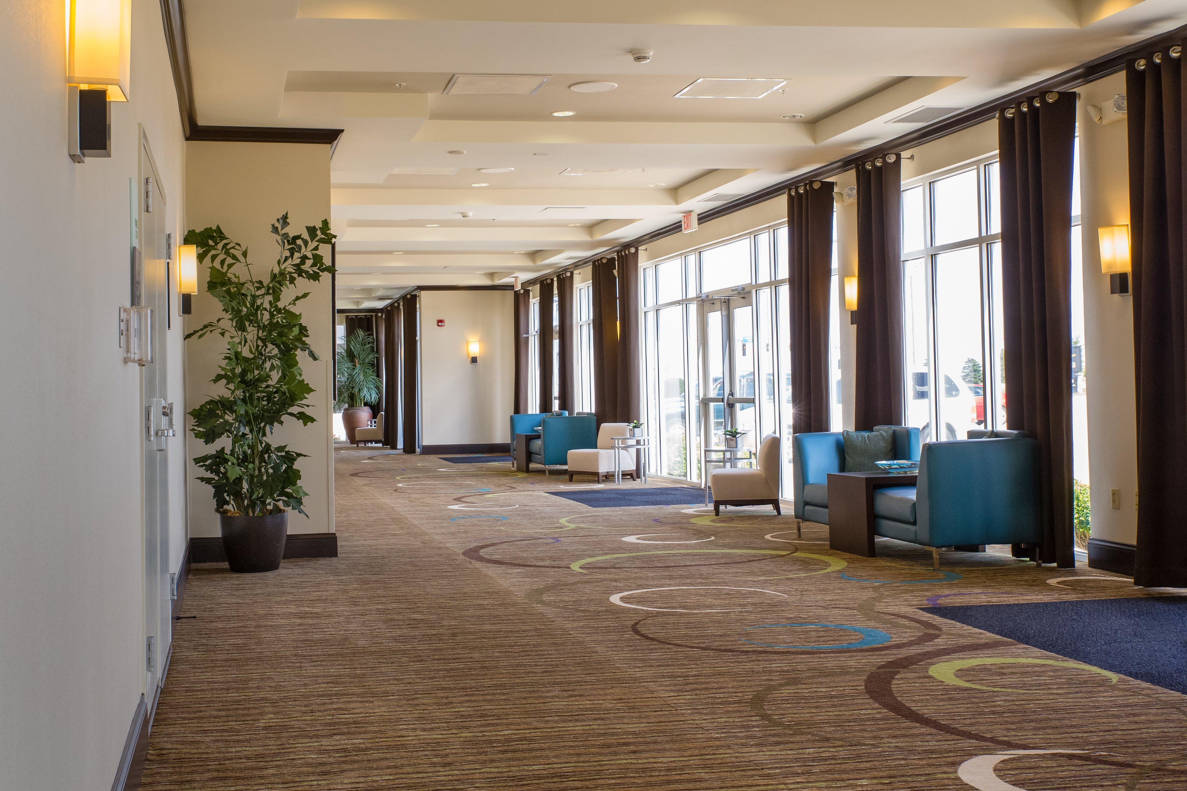 Holiday Inn Hotel & Suites Bloomington Airport By Ihg Exterior foto