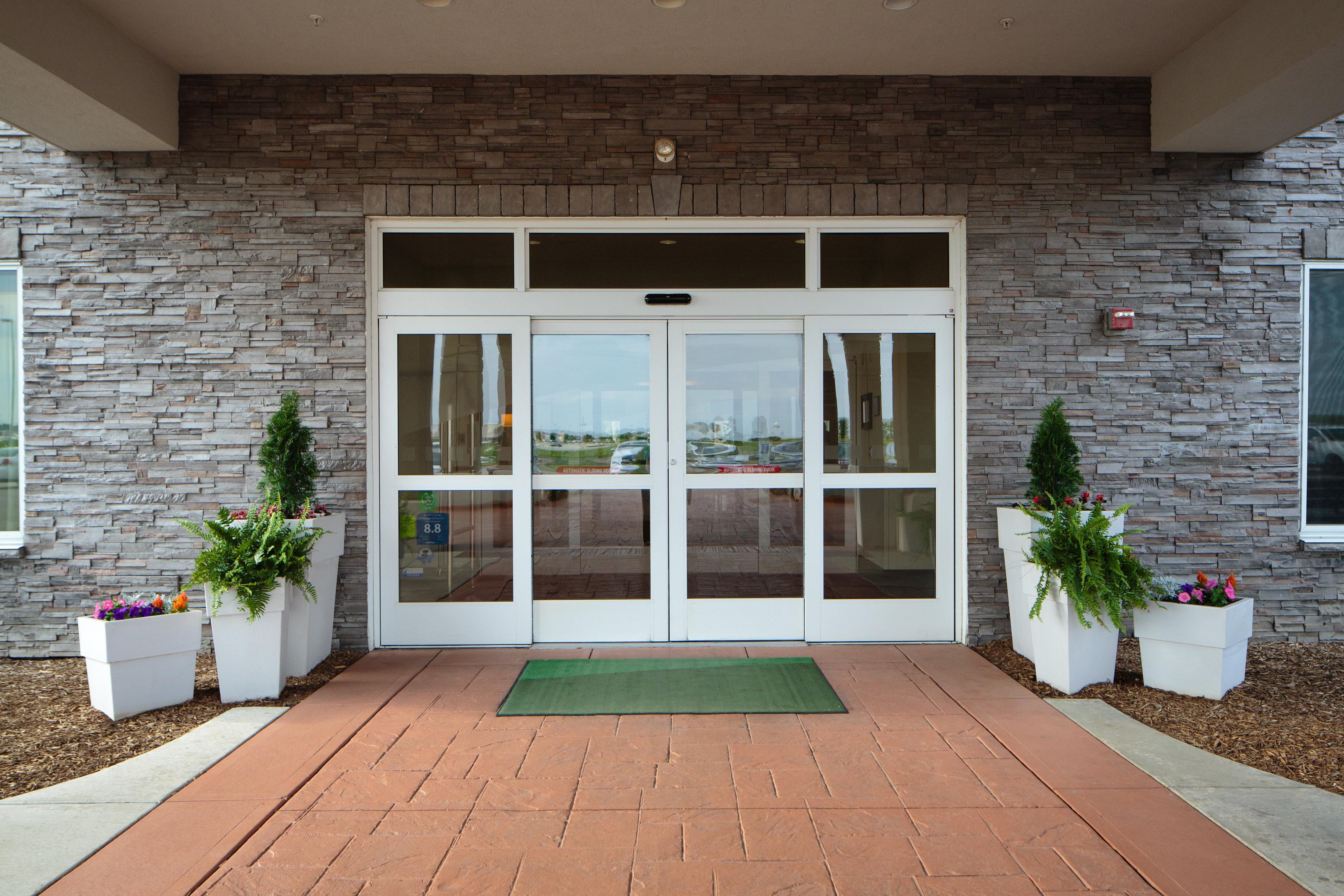 Holiday Inn Hotel & Suites Bloomington Airport By Ihg Exterior foto