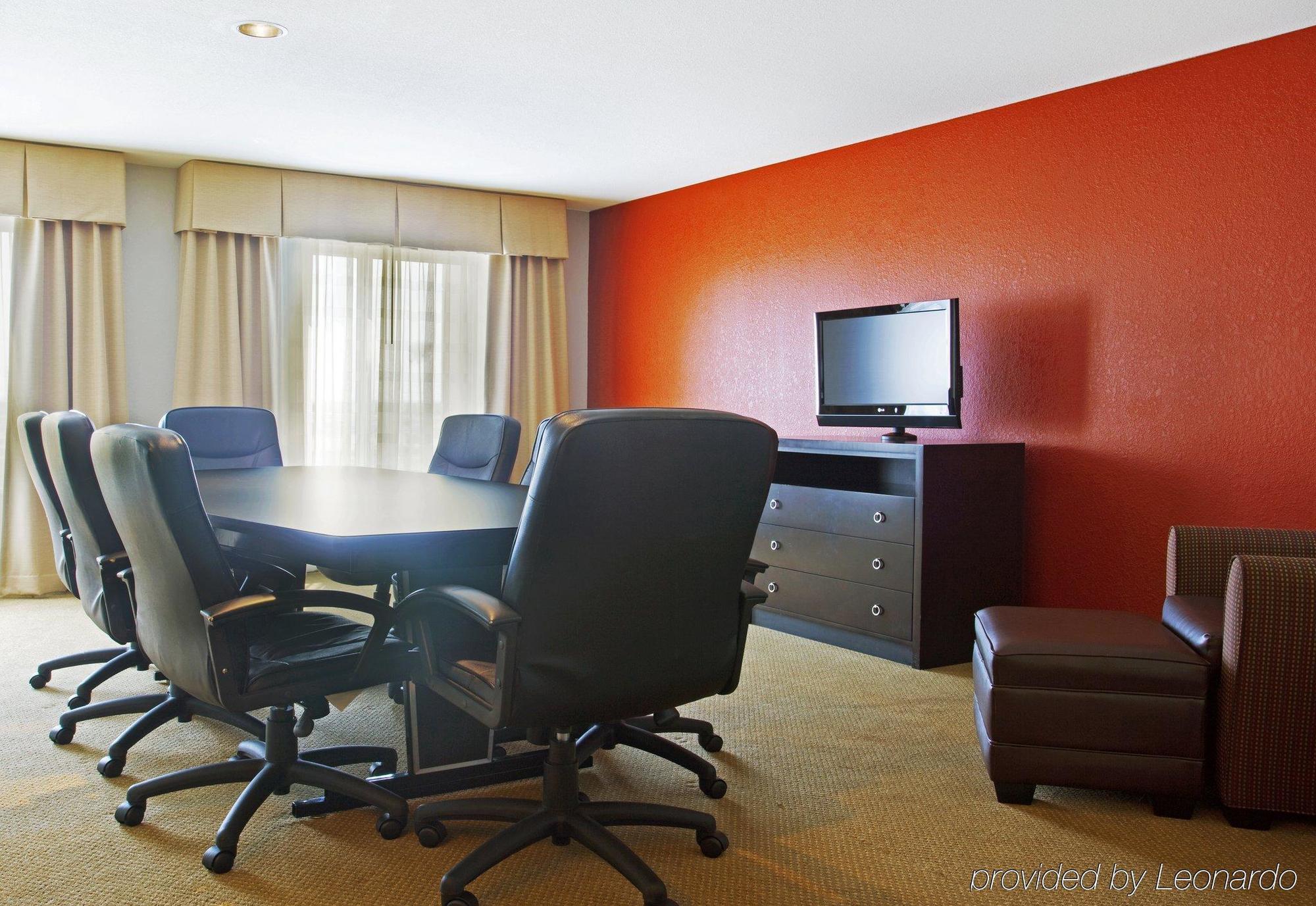 Holiday Inn Hotel & Suites Bloomington Airport By Ihg Facilități foto